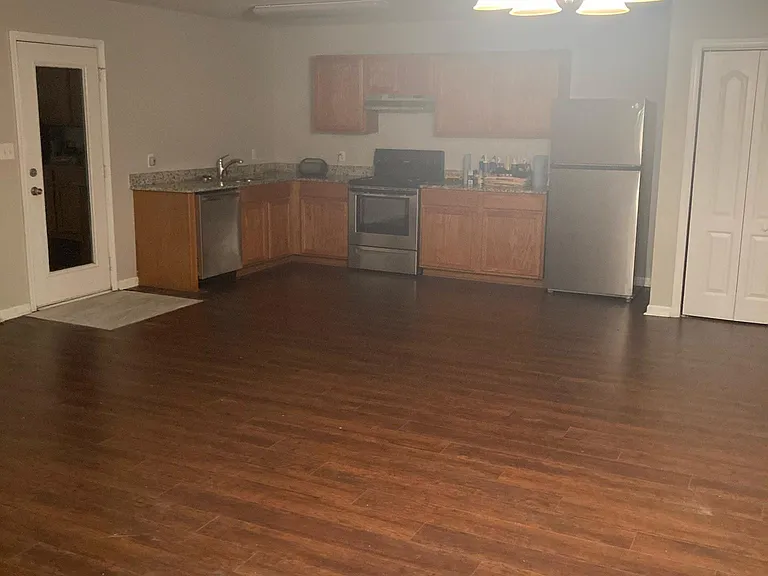 106 Cloverbrook Dr — Photo 10