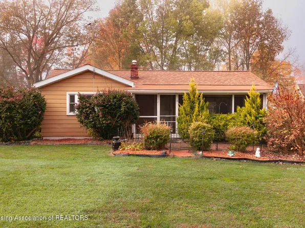 217 Van Buren St, Dimondale, MI 48821