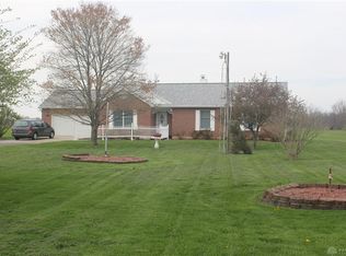 9525 Mile Rd, New Lebanon, OH 45345