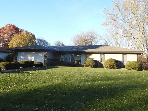 7312 Cornflower Rd, Cherry Valley, IL 61016