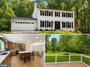 12210 Folkstone Dr, Herndon, VA 20171