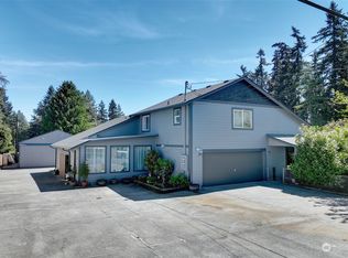 11717 2nd Dr SE #A & B, Everett, WA 98208
