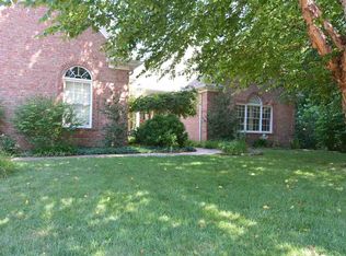 6477 River View Dr, Newburgh, IN