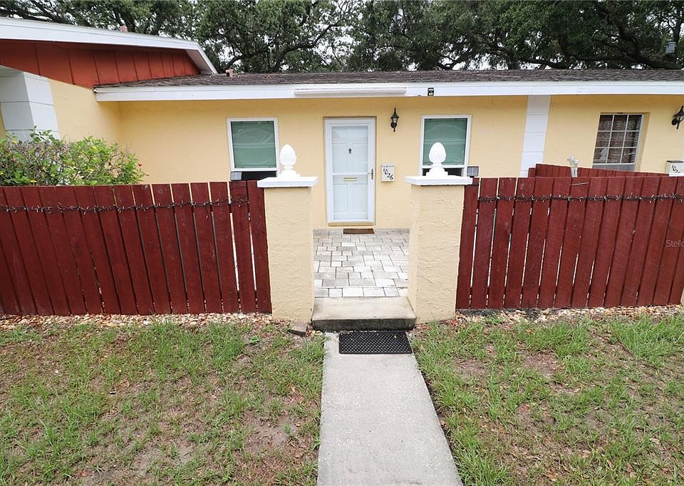 1st image of 1026 Desoto Dr