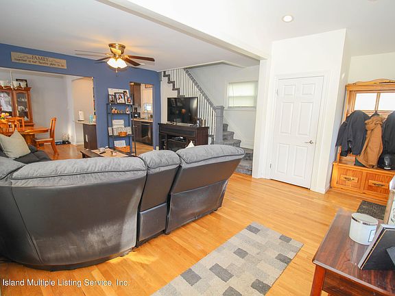 5th image of 57 Josephine St