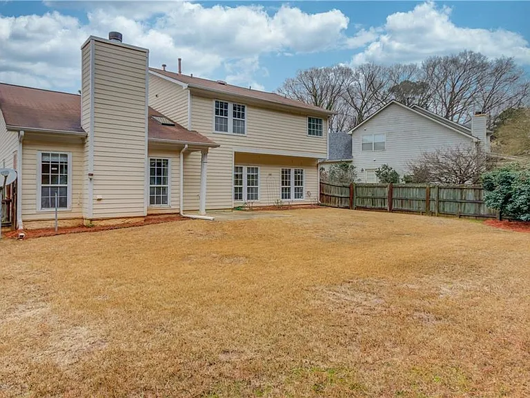 3924B Berwick Farm Dr — Photo 35