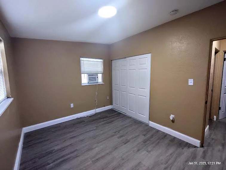 1362 Gardenia Ave — Photo 9