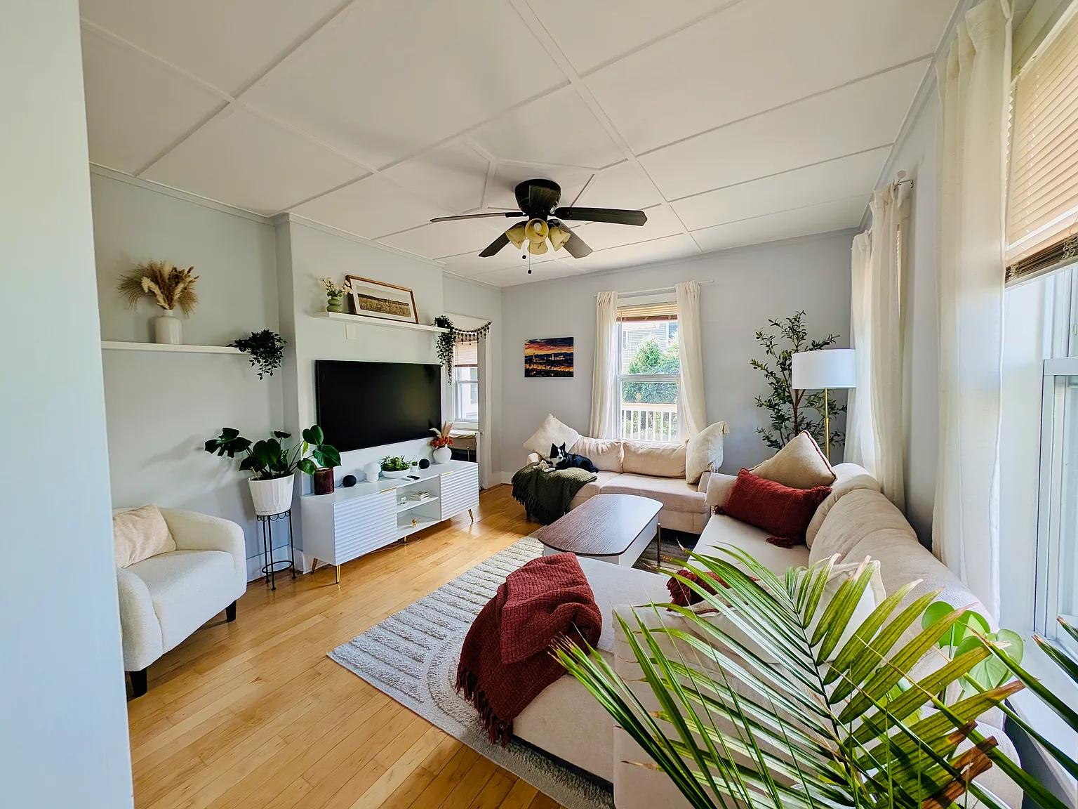 2 bed, 1270 sqft, $3,800 — Photo 3