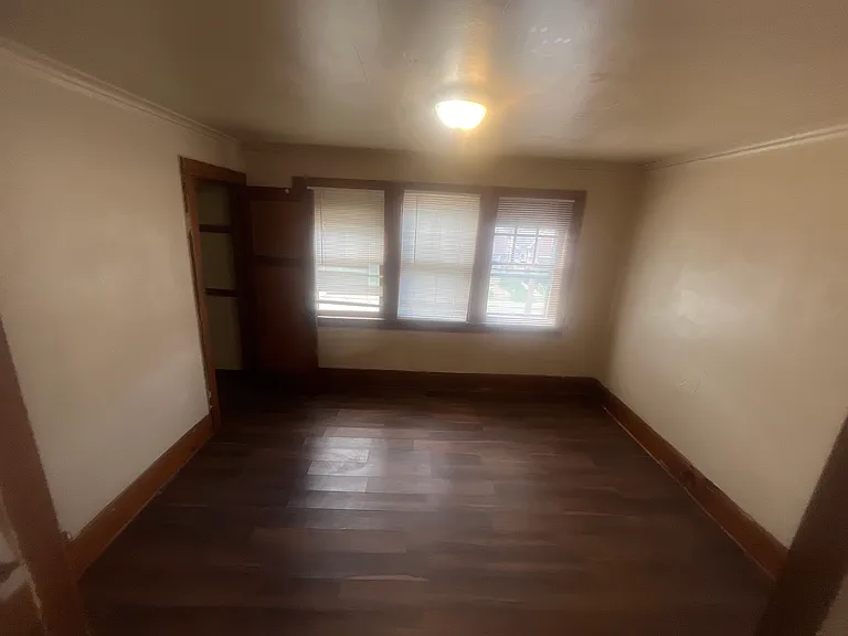1st bedroom(different angle)