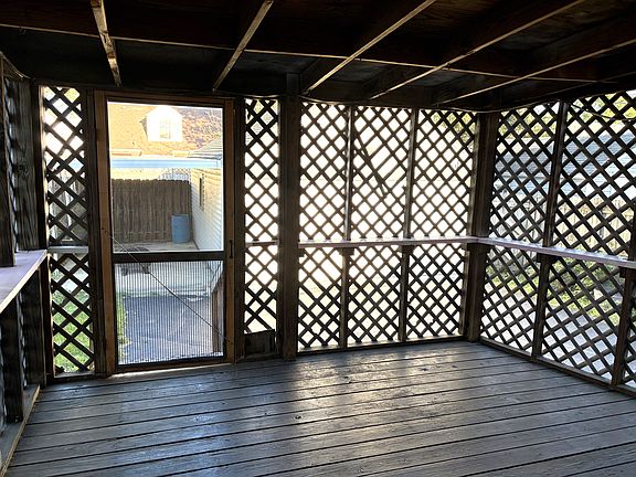 4th image of 308 Letchworth Ave