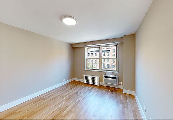 5th image of 40 Harrison St #404J
