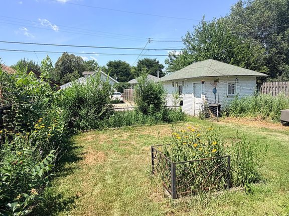 5th image of 320 5th Ave S