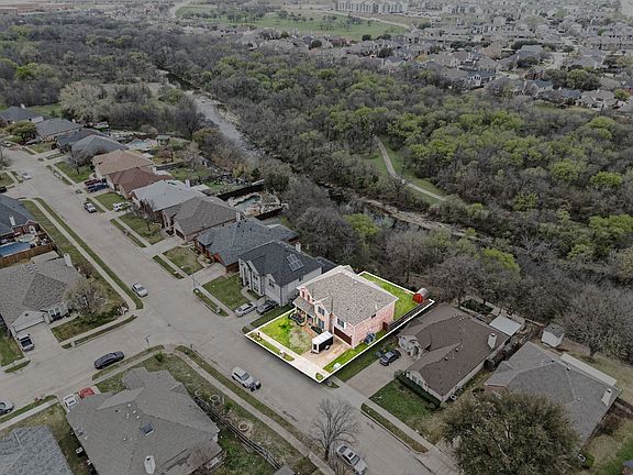 3rd image of 4008 Falcon Ridge Dr