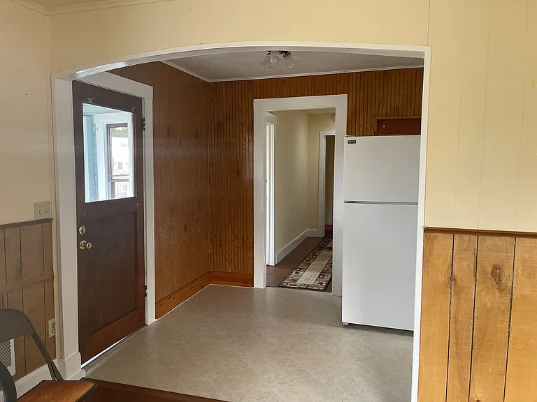 663 SE Parrott St — Photo 7