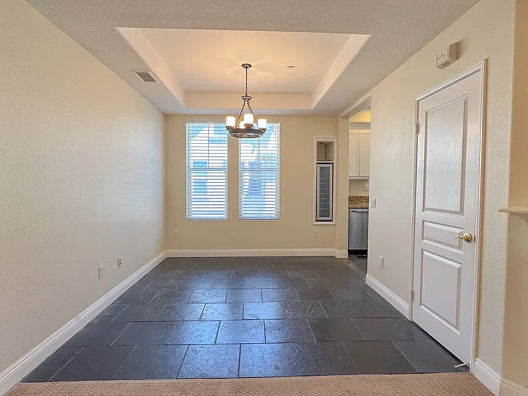 37 Hinterland Way — Photo 16