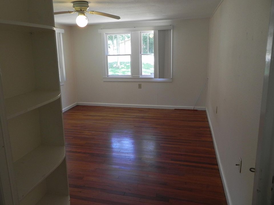 Master Bedroom 1