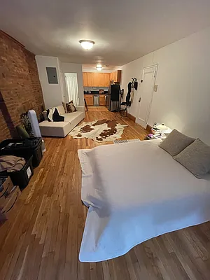 Rented by Owner | media 9