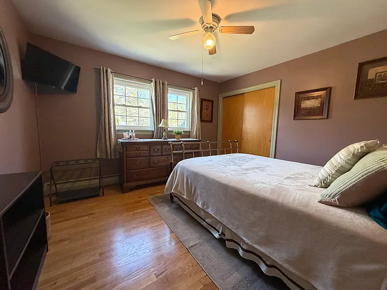 329 Malcolm Rd — Photo 8