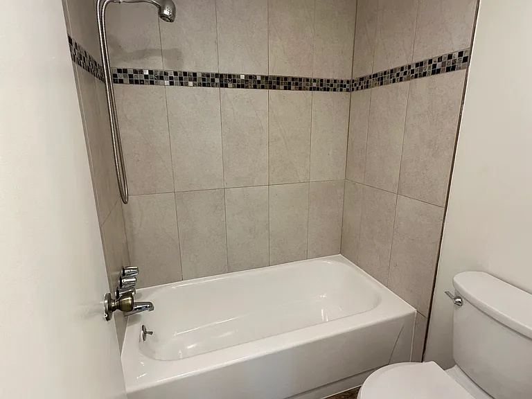 6050 California Cir #203 — Photo 13