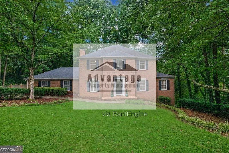 4 bed, 2.5 bath, 4088 sqft, $4,999 — Photo 1