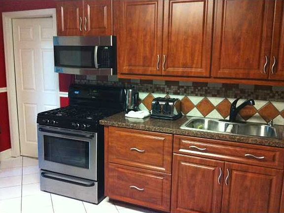 2nd image of 5249 Blueberry Hill Ave