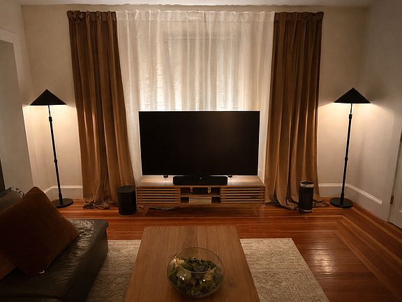2nd image of 5 Riverside Pl