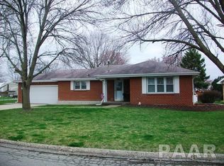 60 Lincoln Rd, Canton, IL 61520