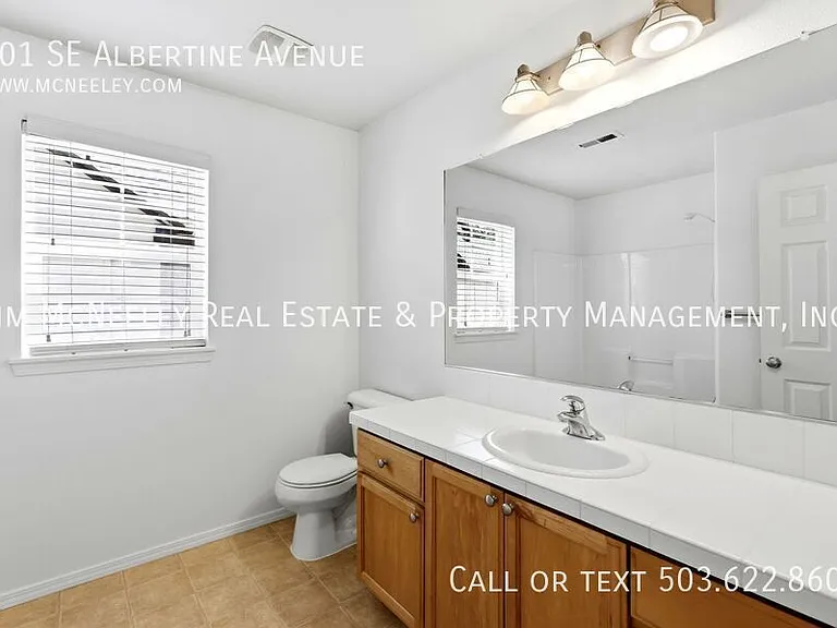 901 SE Albertine St — Photo 31