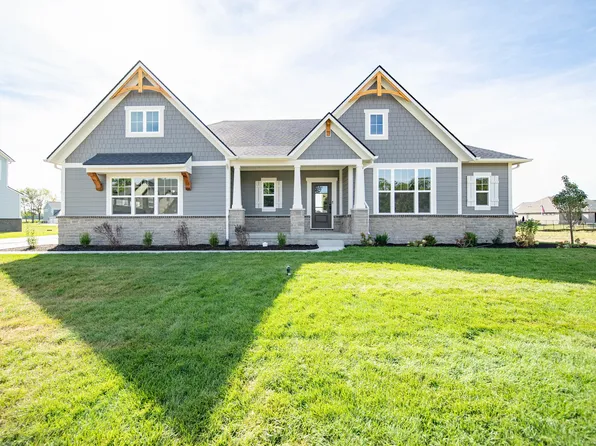 6607 Old World Dr, McCordsville, IN 46055
