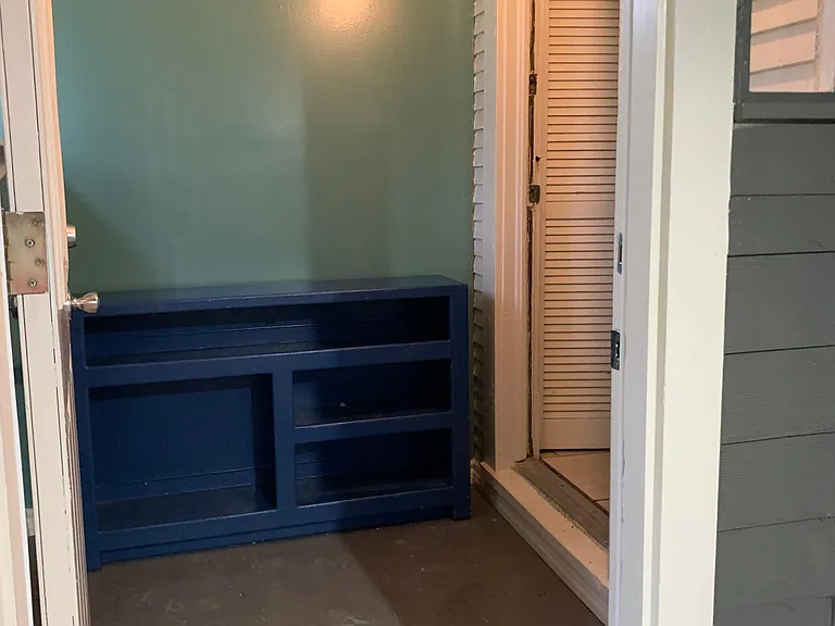 Mud room