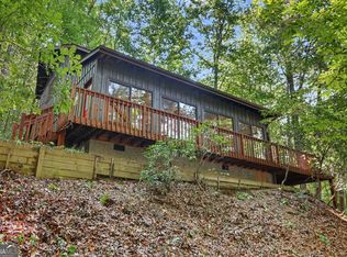 717 Bald Mountain Rd, Sky Valley, GA 30537