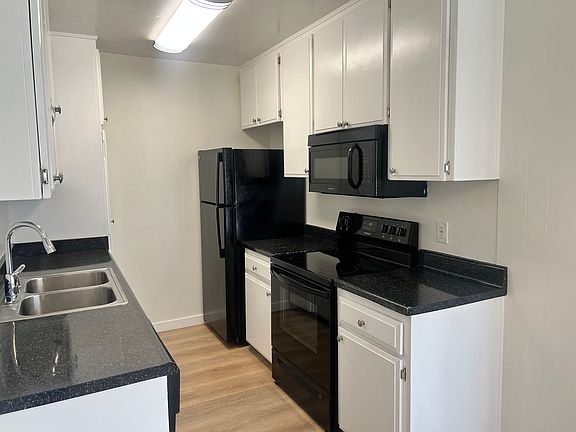 2nd image of 2850 Adrian St Unit 102