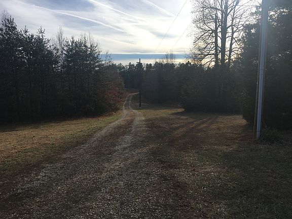 2nd image of 7053 Richmond Hwy