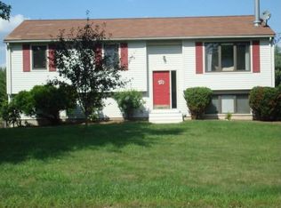 111 Oliver St, Easthampton, MA 01027