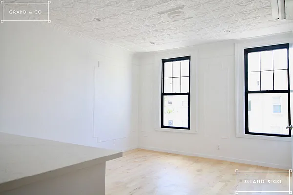 Rented by Grand & Co. | media 37
