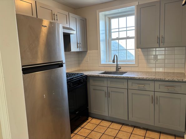 163 W Lincoln Hwy APT 3