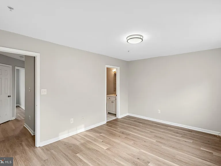 4935 Wall Flower Way — Photo 19