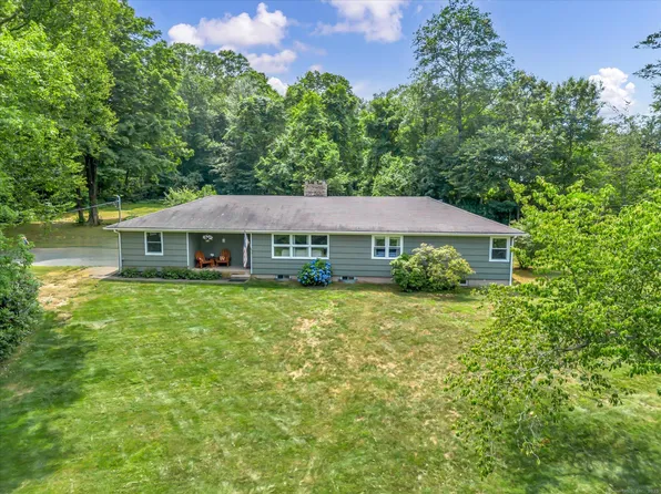 97 Doolittle Drive, Bethany, CT 06524