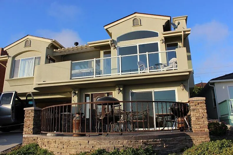 4 bed, 2500 sqft, $5,500 — Photo 2