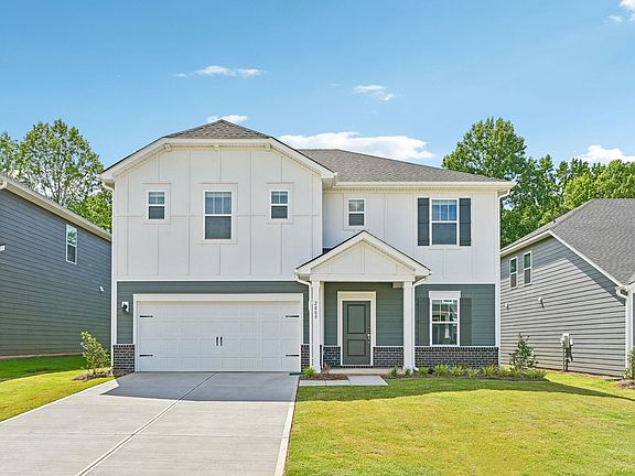 Welcome to the Cottonwood floorplan at a Meritage Homes community in Charlotte, NC.