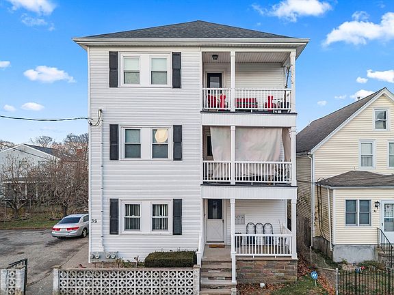 2nd image of 38 Eaton St
