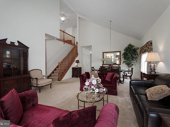 5th image of 357 Blanketflower Ln