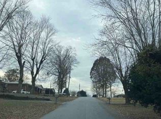 203 Oak Forest Dr, Forest City, NC 28043