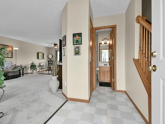 4th image of 801 Whitehead Dr
