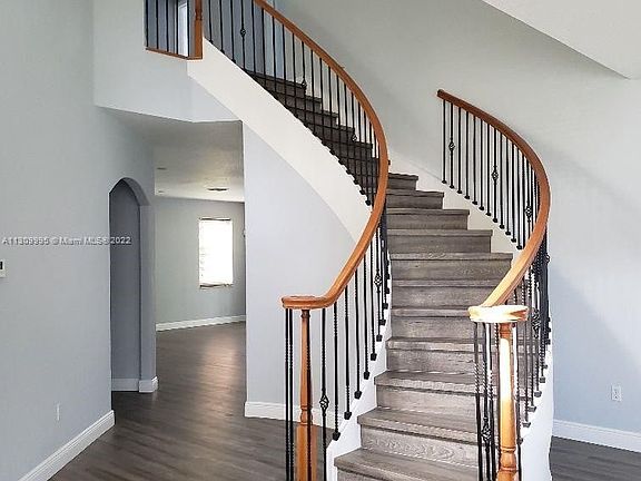 2nd image of 6506 Marbletree Ln