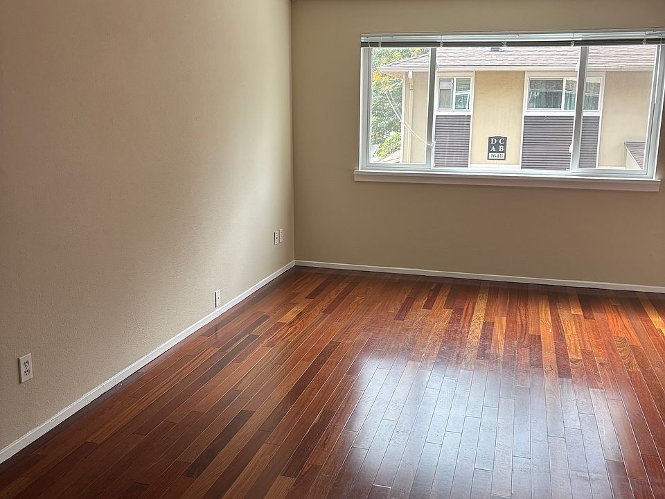 1st image of 1634 S Kent Des Moines Rd APT B