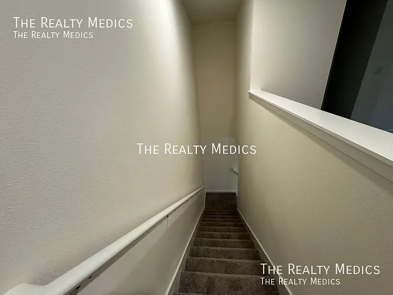 16594 Barbours Creek Way — Photo 12