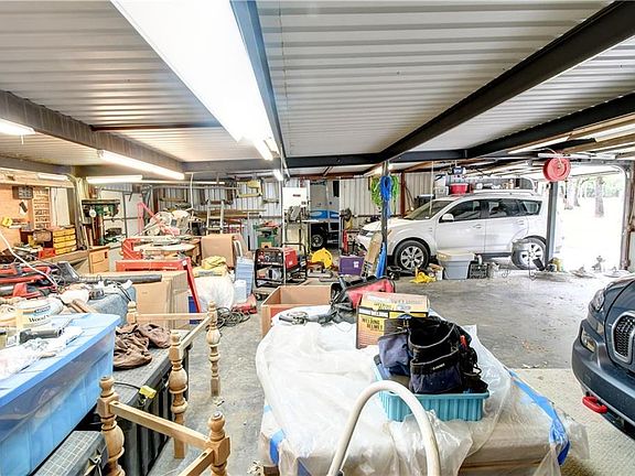 5th image of 307 Private Road 3360