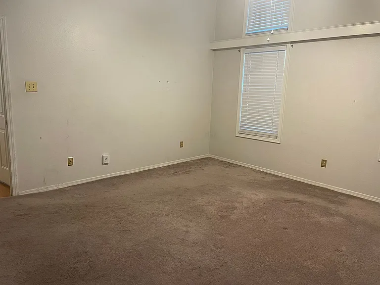 1408 Preston Ct — Photo 8