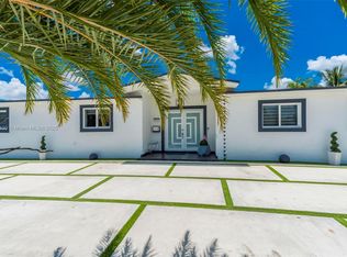 8500 NW 174th St, Hialeah, FL 33015